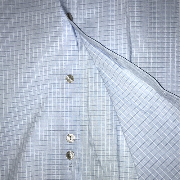 Men’s Slim Fit Long Sleeved Shirt - Picture 7 of 11